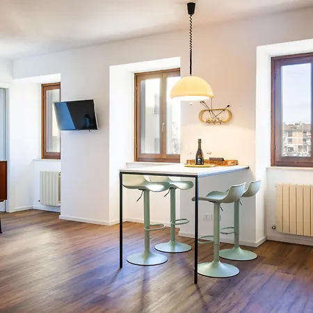 Denis - Stylisches Premium Altstadt-apartment Mit Hafenblick & 2 Baedern * 格拉多