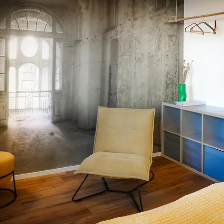 Apartment Denis - Stylisches Premium Altstadt-apartment Mit Hafenblick & 2 Baedern *