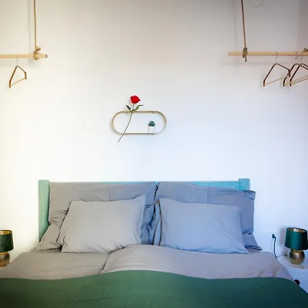 Apartment Denis - Stylisches Premium Altstadt-apartment Mit Hafenblick & 2 Baedern *