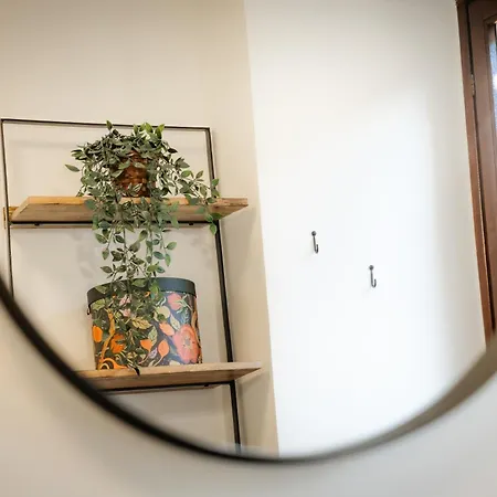Denis - Stylisches Premium Altstadt-apartment Mit Hafenblick & 2 Baedern Apartment
